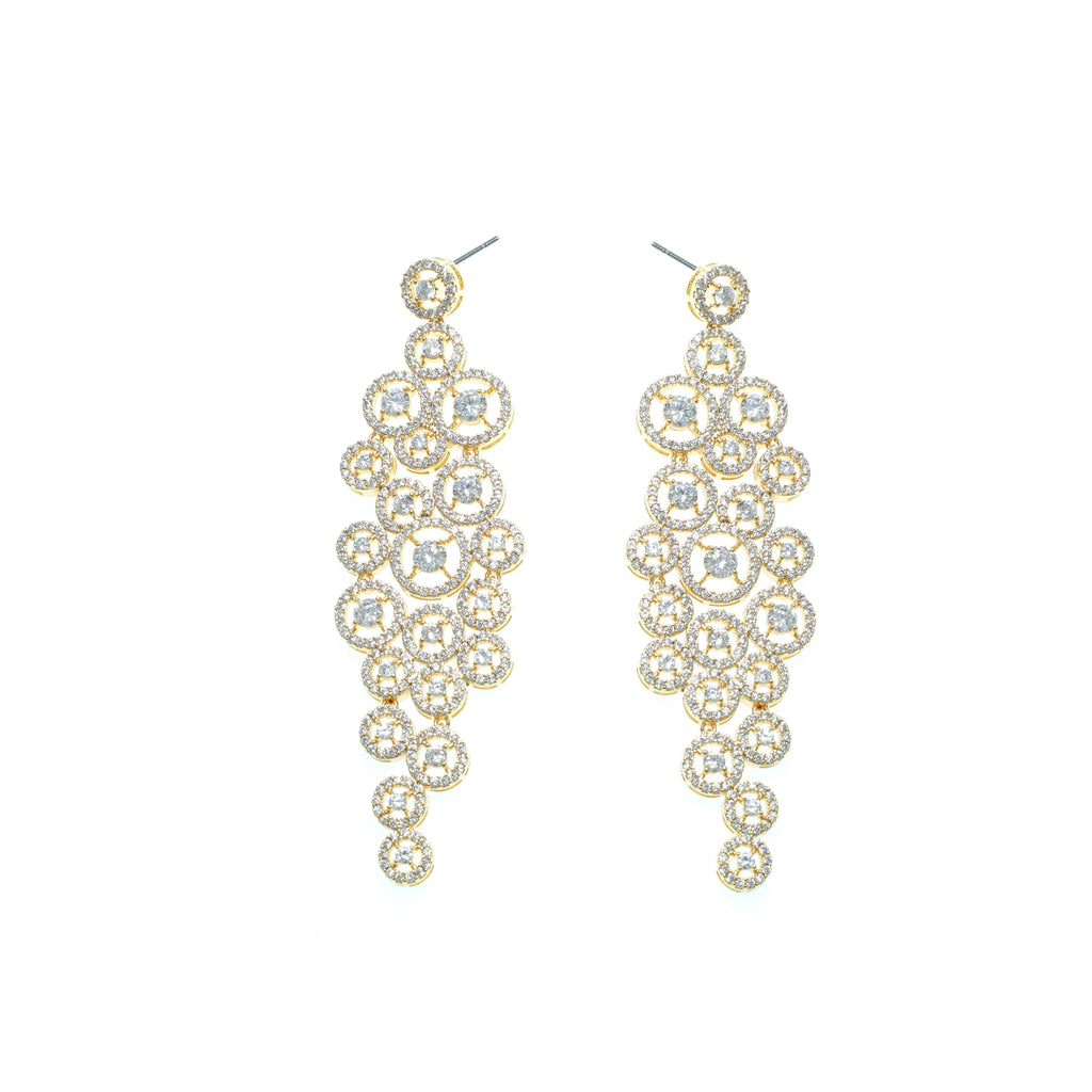 حلق فاخر بتصميم دائري Luxurious circular-design earrings