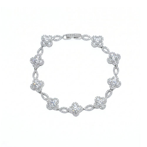 سوار "هالو" بتصميم رباعي الأوراق وحلقة اللانهاية Four-Petal Clover & Infinity Link Halo Bracelet