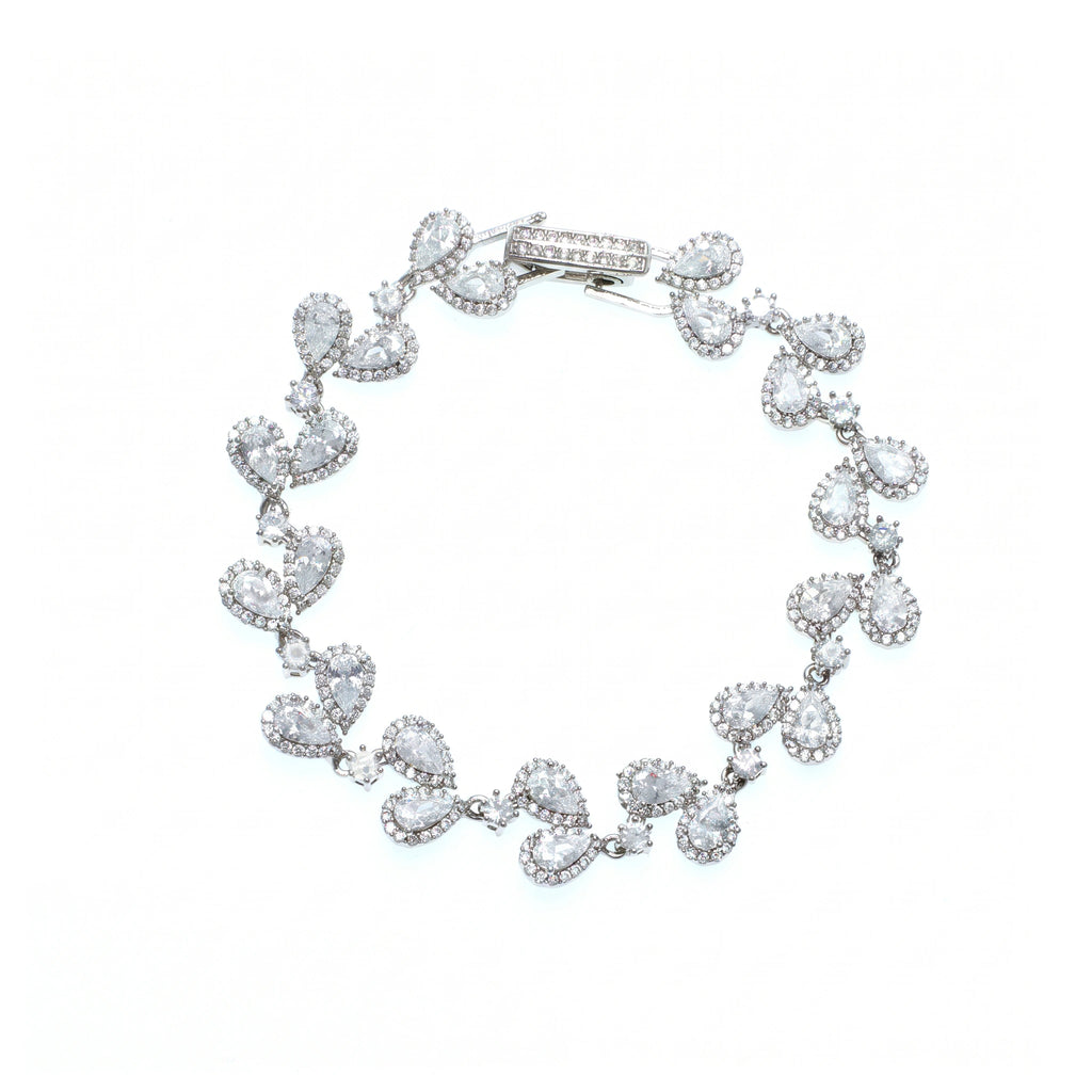 سوار بتصميم كمثرى مزين بأحجار زركون متداخلة Pear Cut Halo VineVine Cluster Bracelet