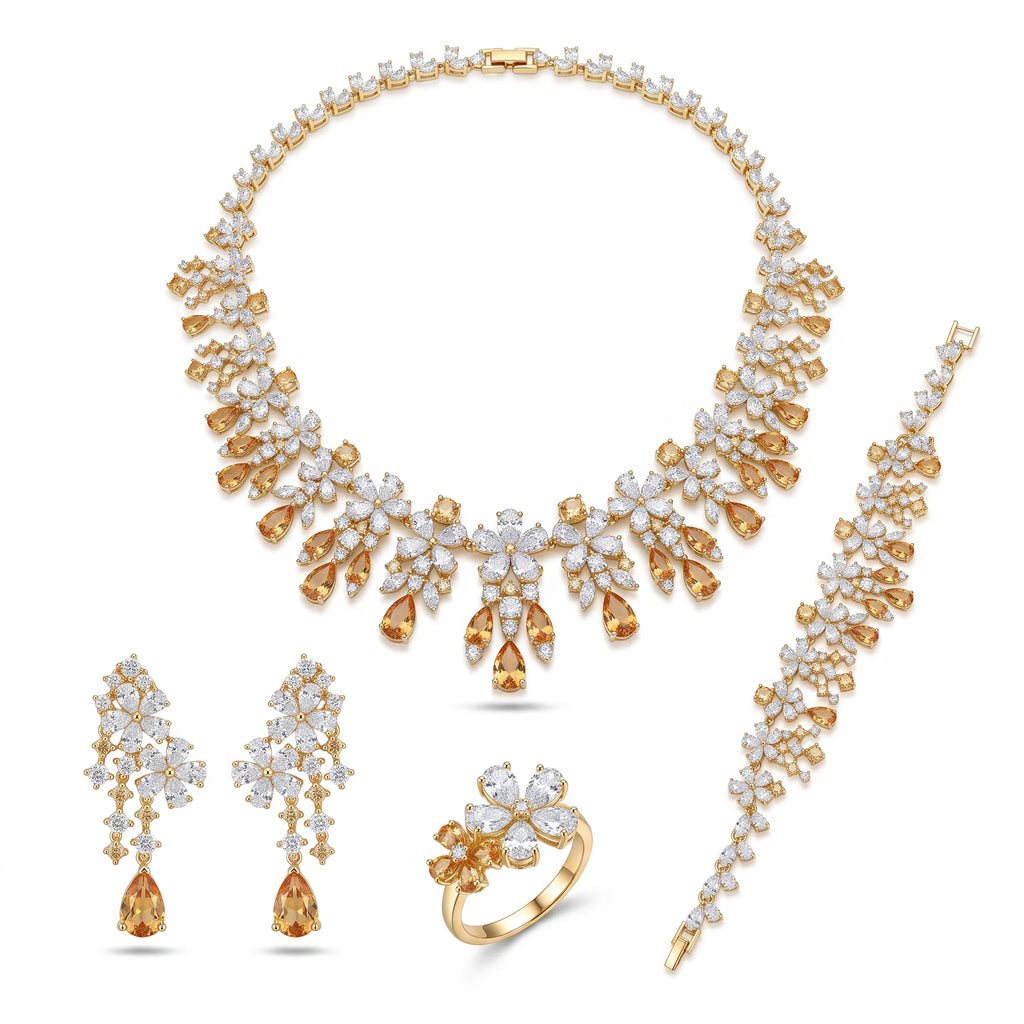 طقم كبير مرصع بأحجار الزركون البيضاء Big set embellished with a row of white zircon stones.