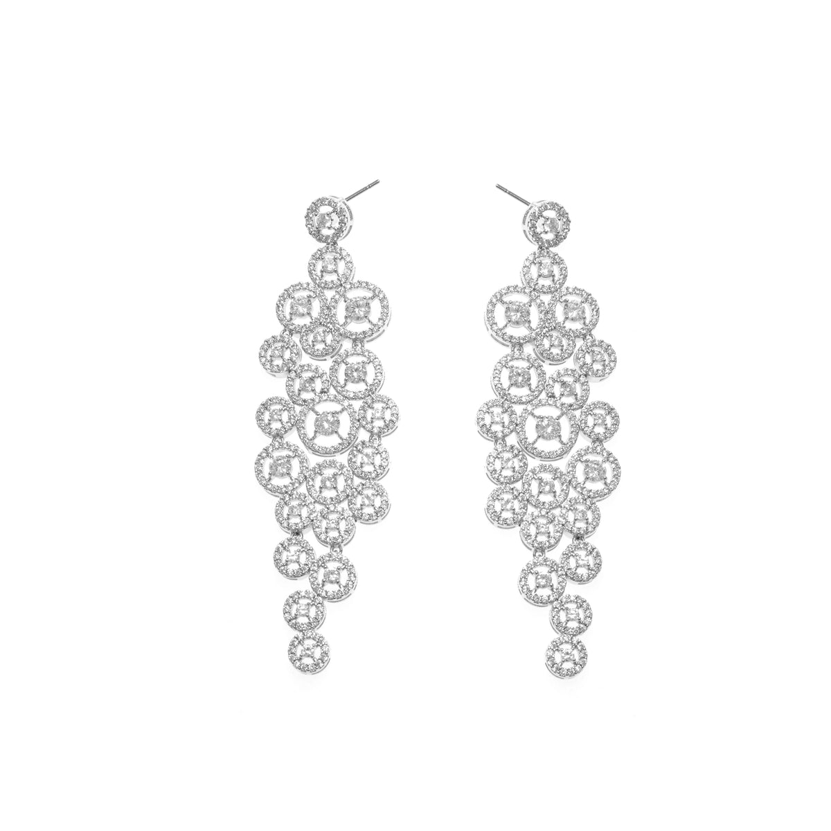 حلق فاخر بتصميم دائري Luxurious circular-design earrings