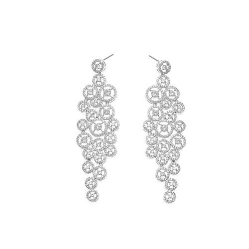 حلق فاخر بتصميم دائري Luxurious circular-design earrings