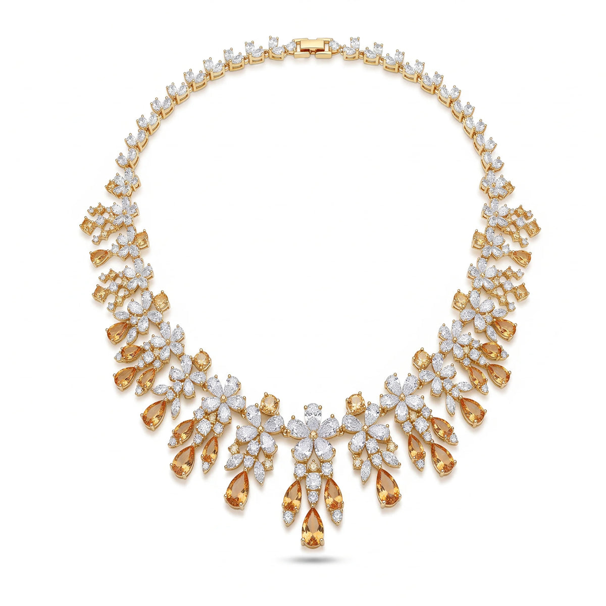 طقم كبير مرصع بأحجار الزركون البيضاء Big set embellished with a row of white zircon stones.