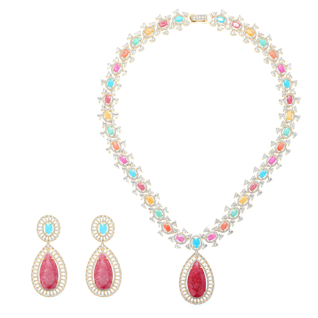 طقم كبير مرصَّع باحجار الزيركون الكيوبِك الملون الفاخر Big set embellished with premium, colorful cubic zirconia stones.