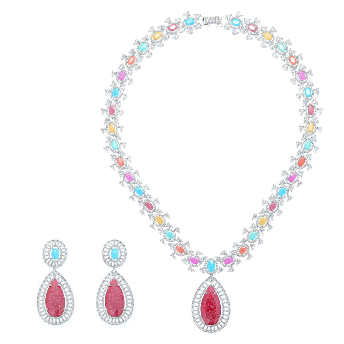 طقم كبير مرصَّع باحجار الزيركون الكيوبِك الملون الفاخر Big set embellished with premium, colorful cubic zirconia stones.